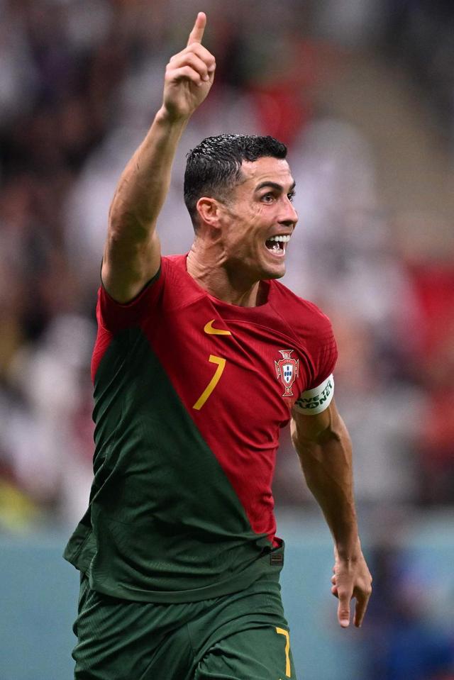 西甲豪门爆冷输球，全队状态遭媒体质疑（西甲豪强意外败北，媒体质疑全队状态）