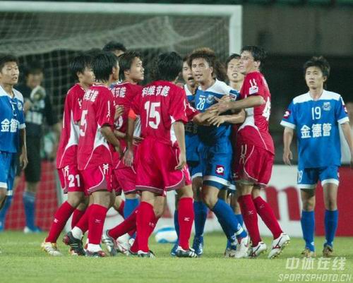 洪尼：射门被扑出不可思议，巴萨球员最后只希望比赛尽快结束（洪尼：那次射门被神扑太离谱，末段巴萨球员只盼终场哨快响）