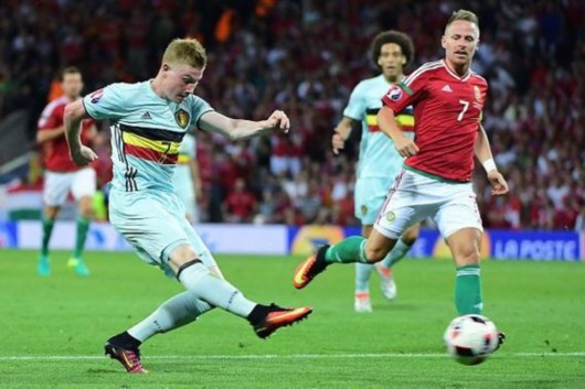 孔帕尼：我们已经给迪亚斯放假了，这样他能在精神上完全恢复（孔帕尼：迪亚斯已获假期，以便彻底恢复精神）