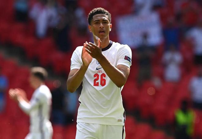 亚冠生死局：柔佛主场狂攻碾压上海海港 中超冠军背水一战太难了