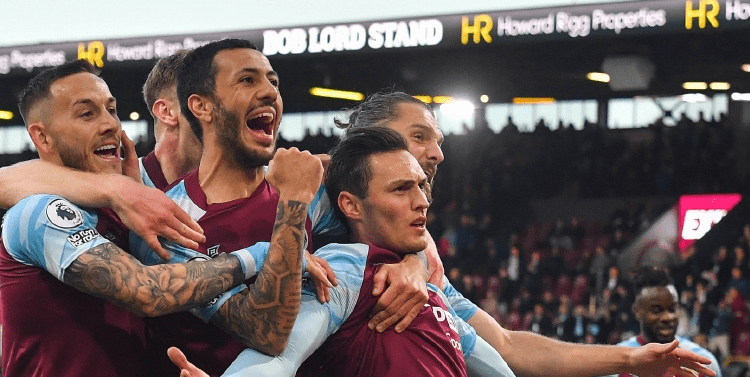 国脚单场助攻两次，带动全队节奏（国脚一战送出两助攻，盘活球队节奏）