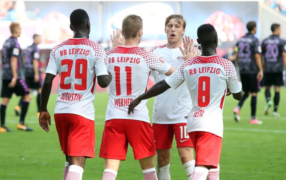 恰逢成都保卫战30周年，2025老甲A12月8日在成都双流开赛（值此成都保卫战30周年之际，2025老甲A将于12月8日在成都双流揭幕）