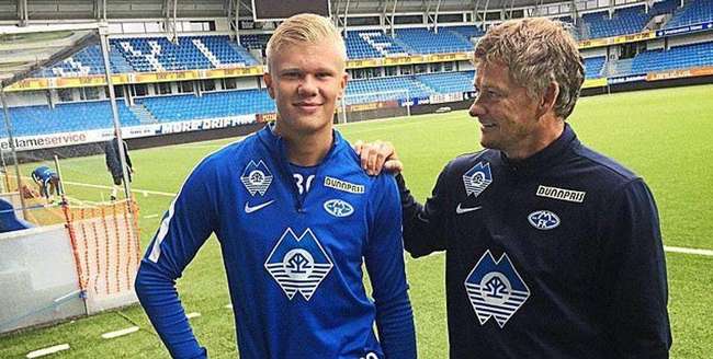 卡斯尔成最年轻30+10+5&3三分且命中率不低于70%球员（卡斯尔成史上最年轻单场30分10板5助+3记三分且命中率不低于70%的球员）