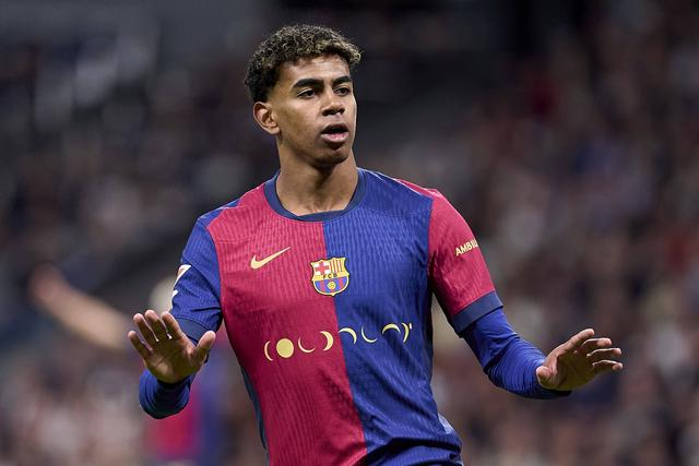 米亚托维奇：皇马应如待C罗般给姆巴佩喂球；我们当年不谈裁判（米亚托维奇：皇马应像当年对C罗那样为姆巴佩供球；我们那时不谈裁判）