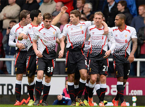 英超赛场亮点：热刺逆转切尔西,（英超焦点：热刺上演逆转击败切尔西）