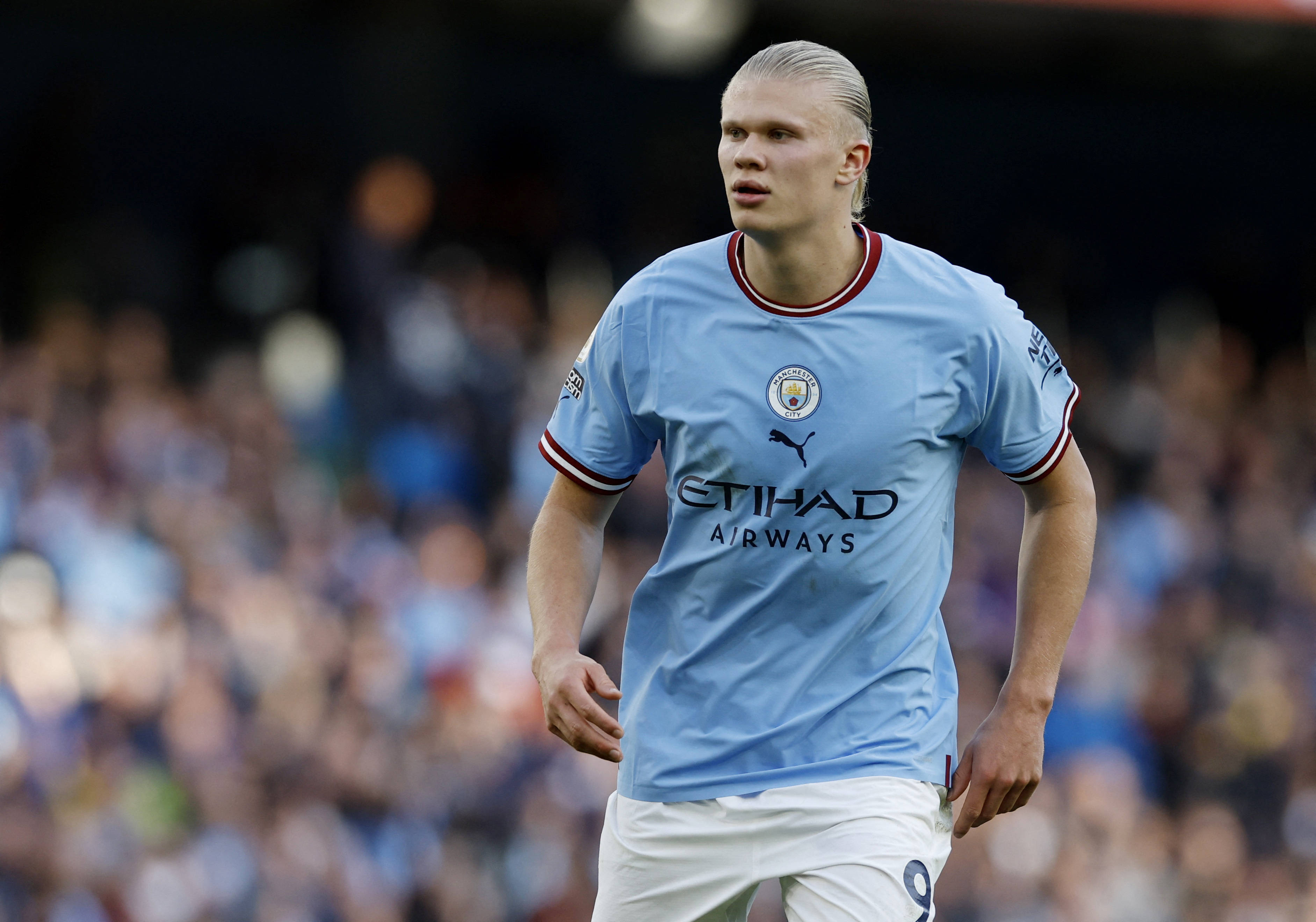 河南球迷在看台打出TIFO：United as one，we make history