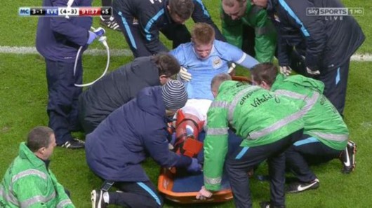 坎波斯：2年前扎伊尔&马尤卢数学课后踢欧冠，皇社总监很震惊（坎波斯：两年前扎伊尔和马尤卢下课就踢欧冠，皇社总监大吃一惊）