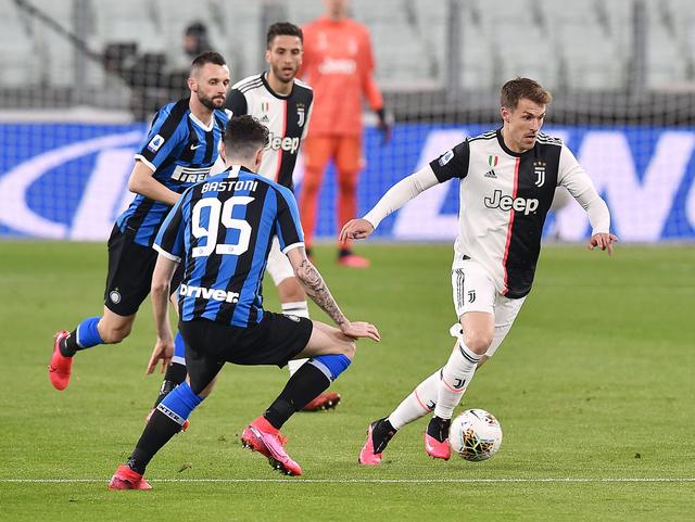 华夏幸福旧将许小龙：李铁指导业务能力很强，带队特别细致（前华夏幸福球员许小龙：李铁教练业务过硬，执教尤为细致）