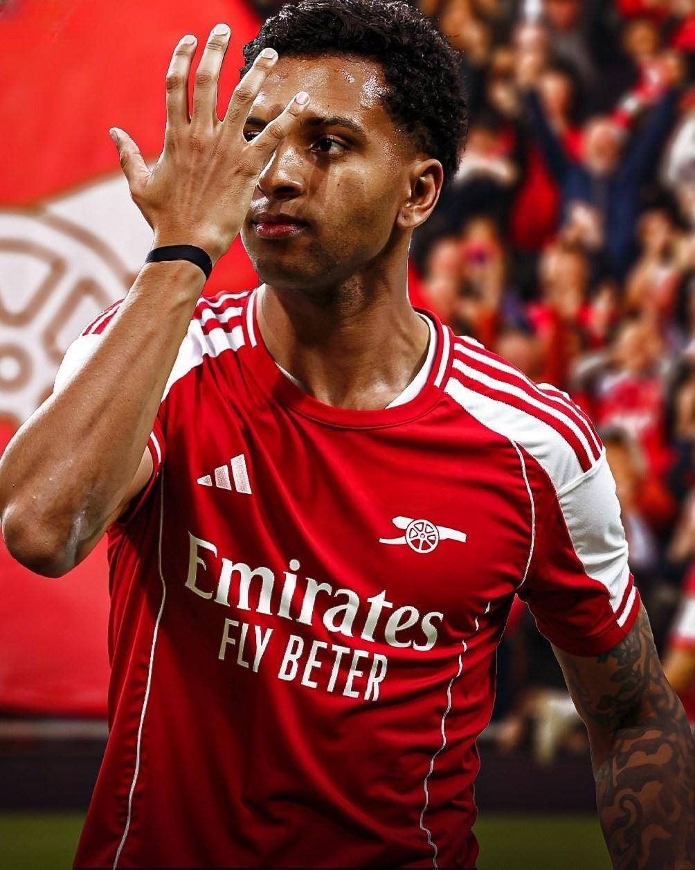 文化输出，巴西选手穿申花球衣参加绝地求生总决赛