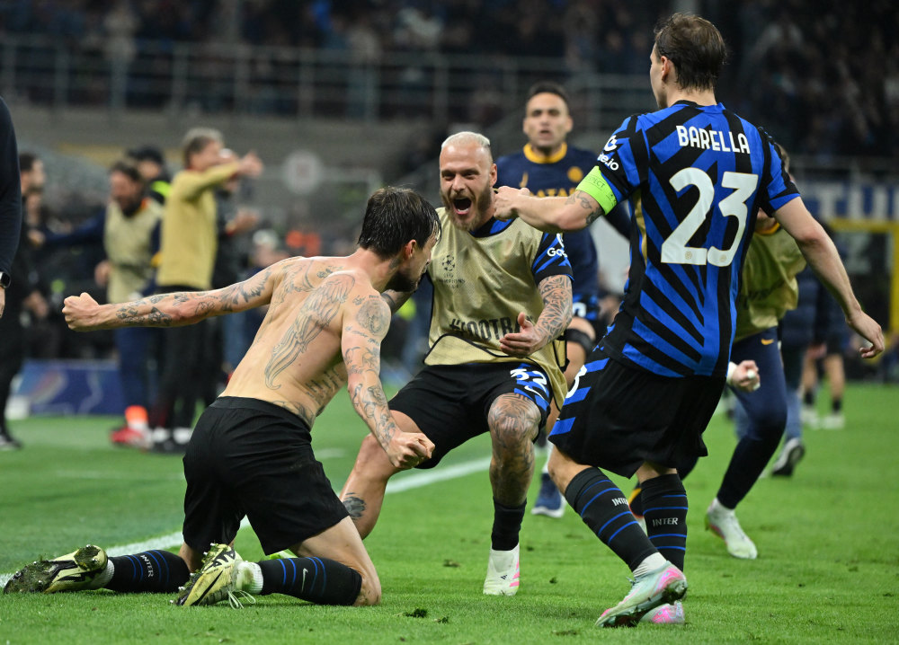 备受关注！74611名球迷现场观战英格兰女足vs中国女足的友谊赛（人气爆棚！74611名球迷现场见证英格兰女足对中国女足友谊赛）